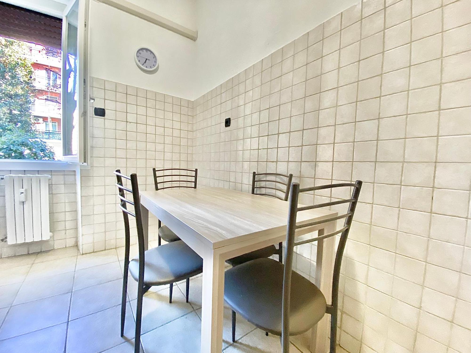 Navigli Style, Tra Metropolitana Famagosta, Comfort E Modernita Appartement Milaan